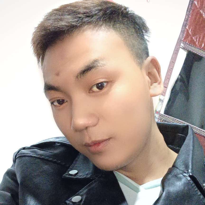 有魅力爱恋路灯的照片