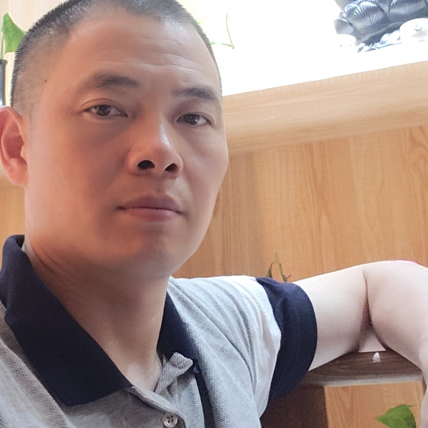 中徒生的照片