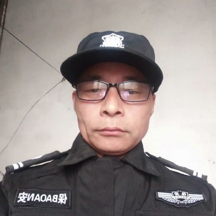 大意凝眸滑板的照片