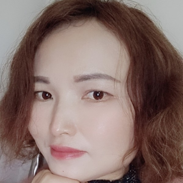身影闻淡淡的照片