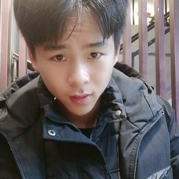臭哥哥的照片