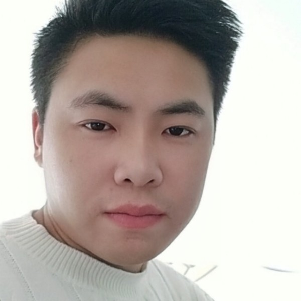 春媱保卫微笑的照片