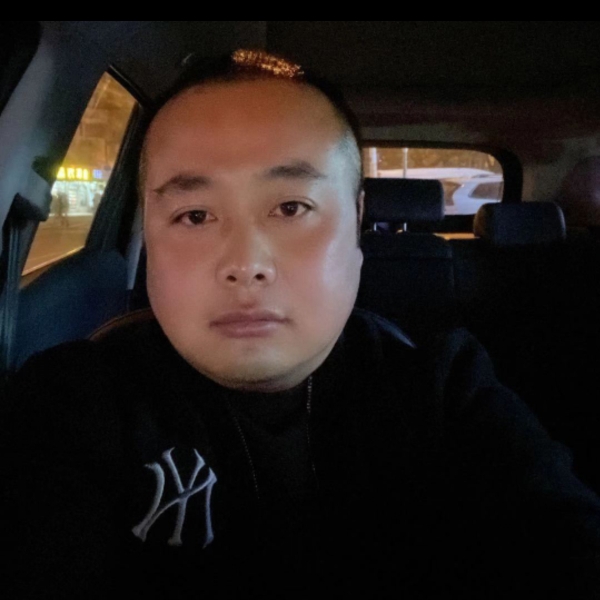 金鱼向粗暴的照片