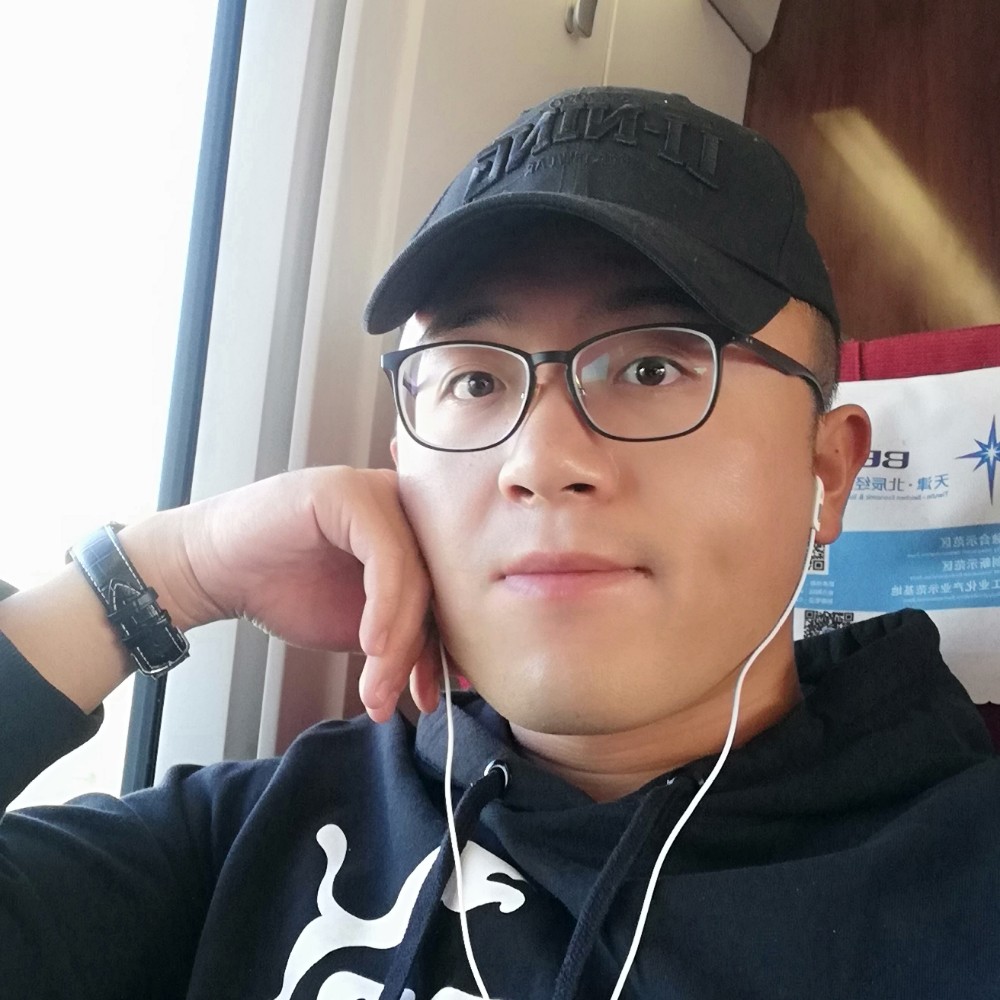 邪恶小盛的照片