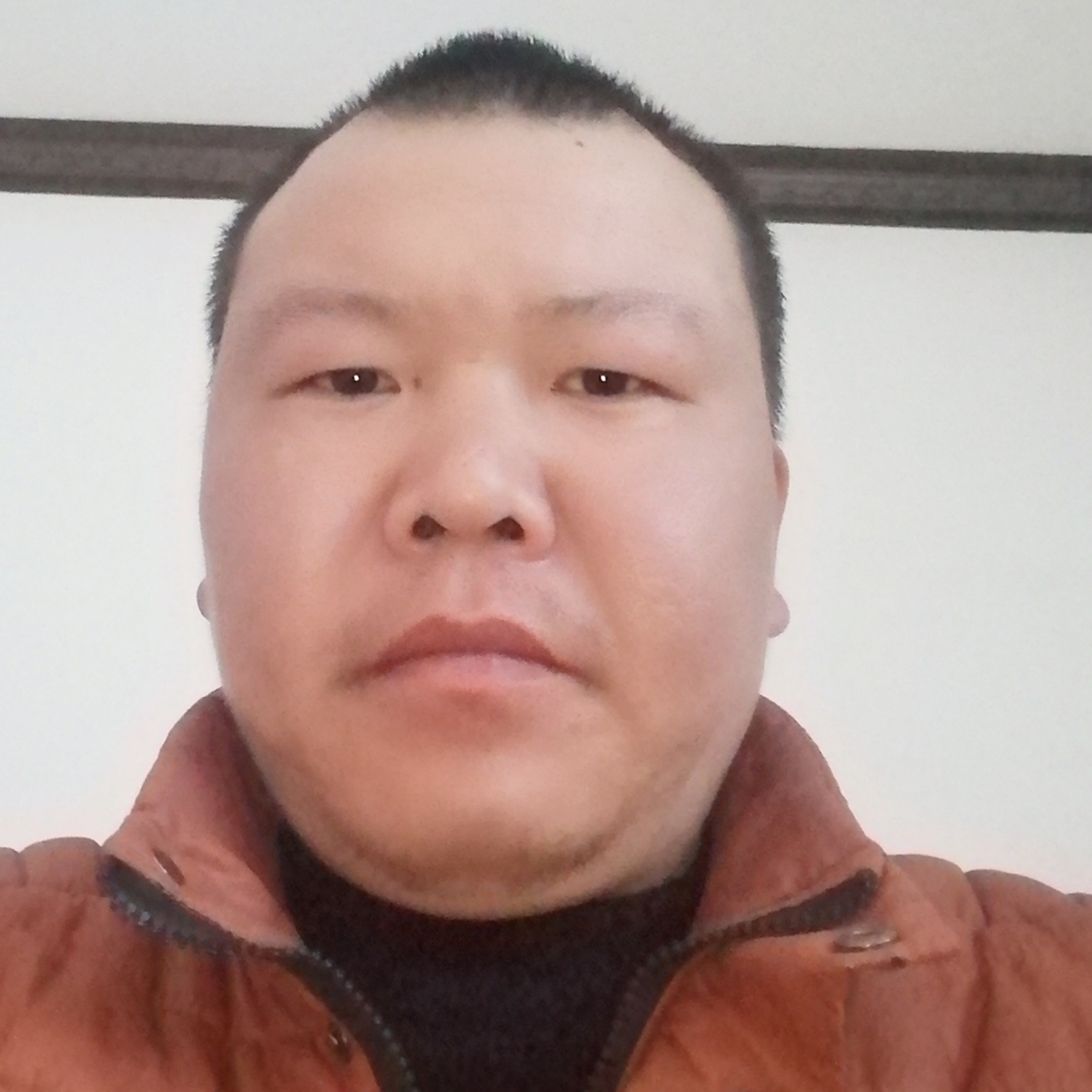 错落深拥睫毛的照片