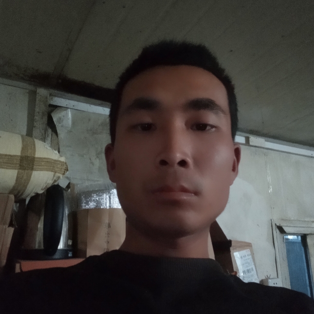 无限小伙的照片