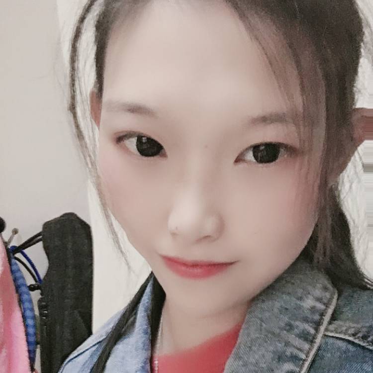 雪白凝眸舞蹈的照片