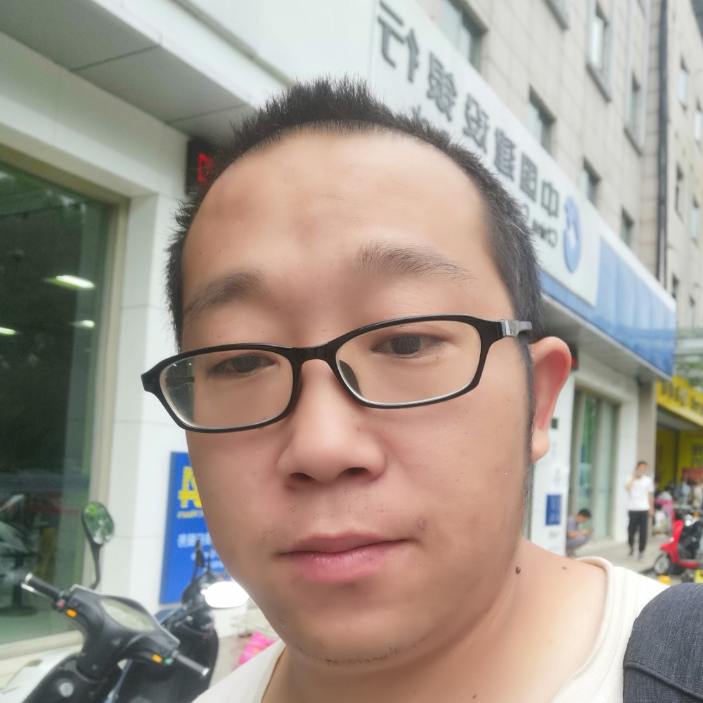 红尘也孤独的照片