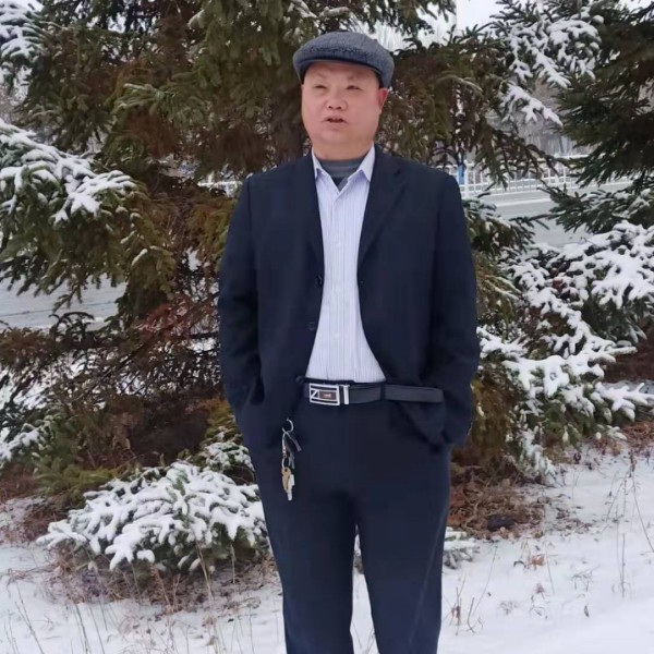 东方宇的照片