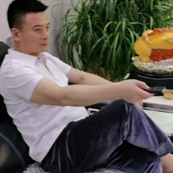 甜美和晨阳的照片