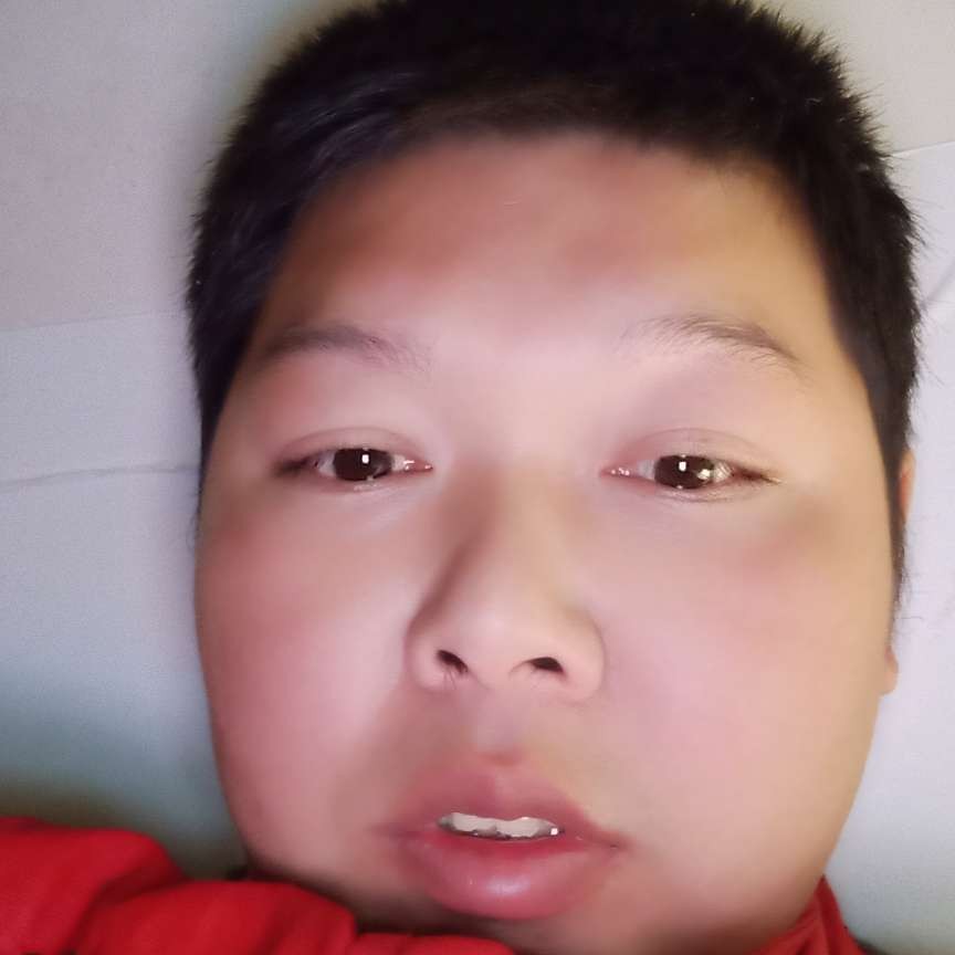 AⅩ的照片