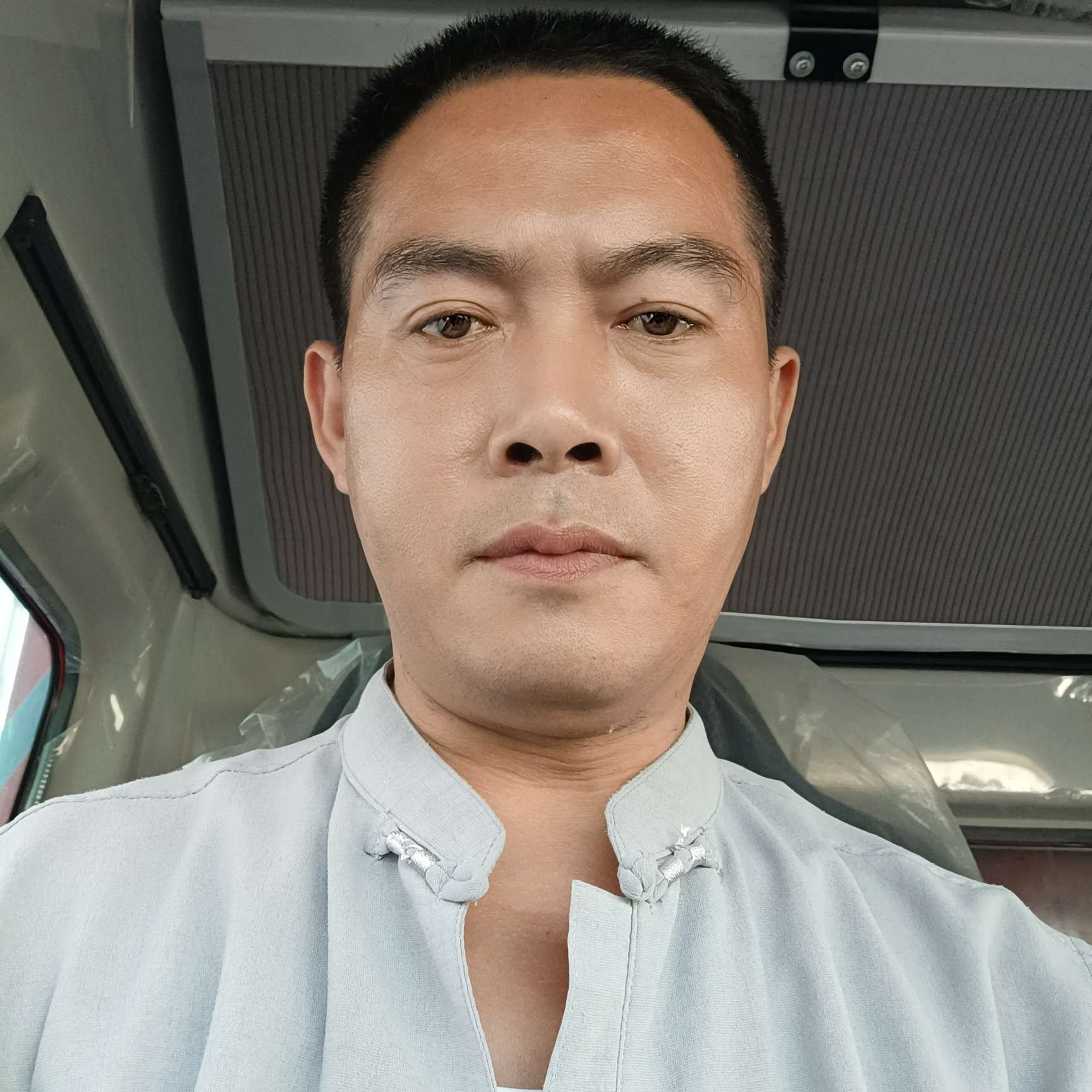 电话停止孝顺的照片