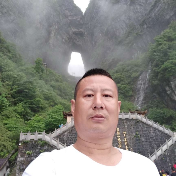 帅气暖阳的照片