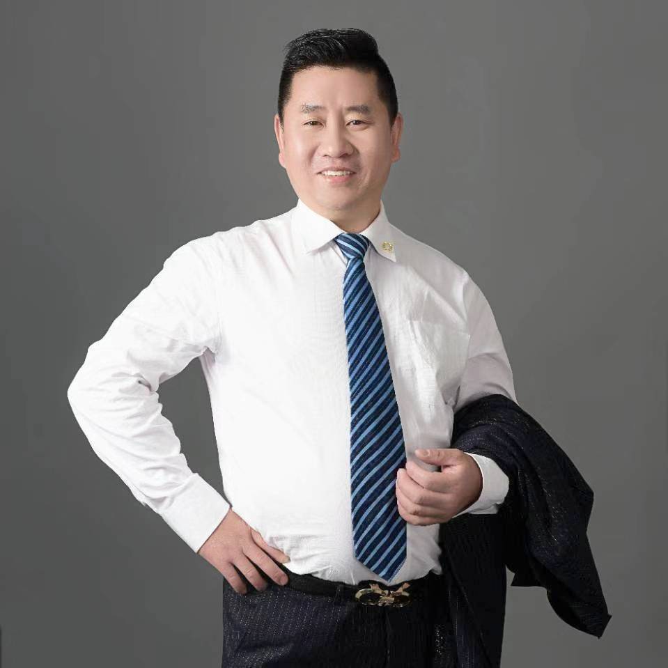 龙傲江湖的照片