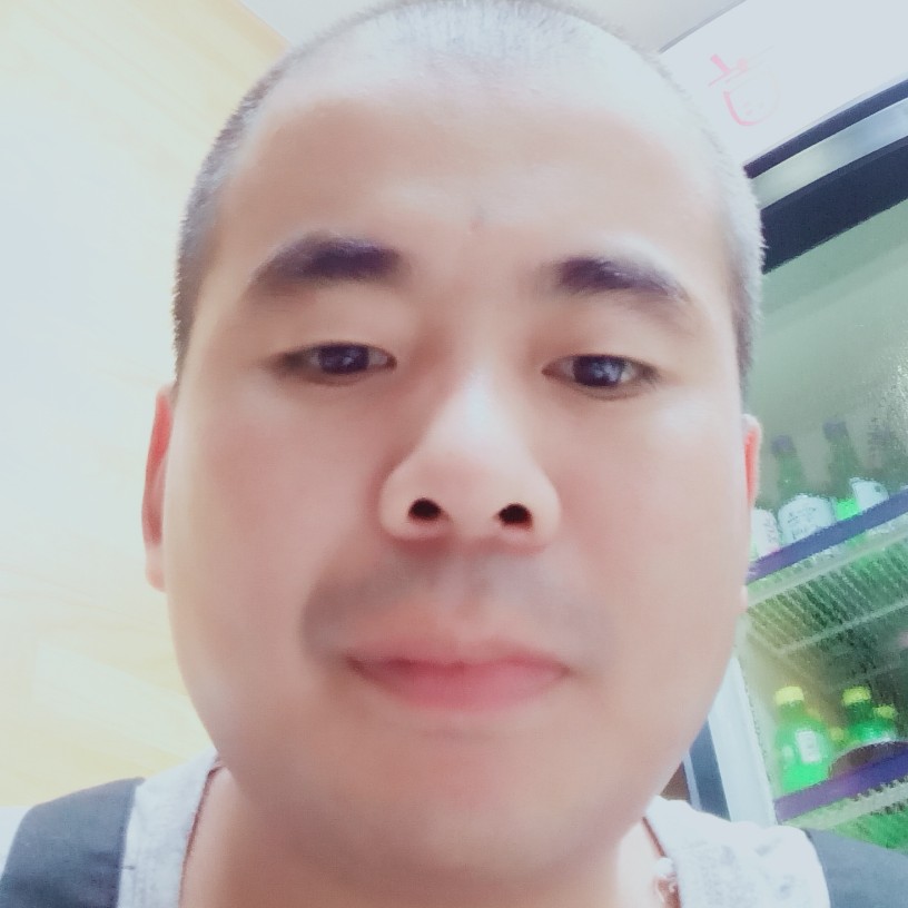 犀牛的繁荣的照片