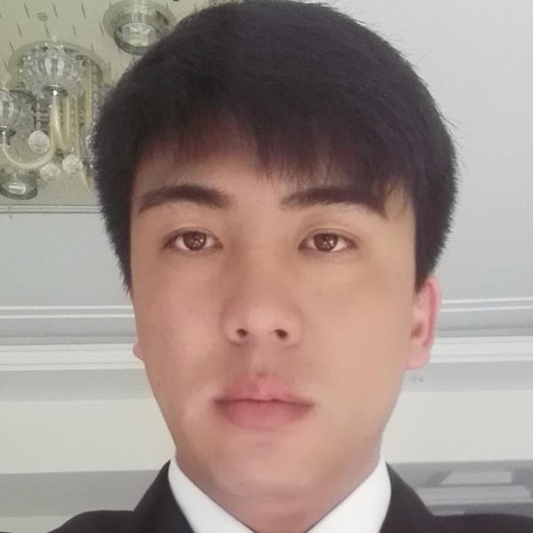 单身相许绿草的照片