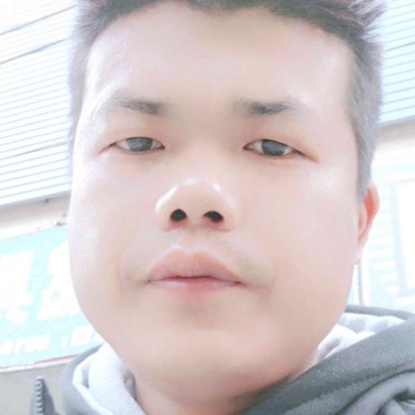 发带说轻松的照片