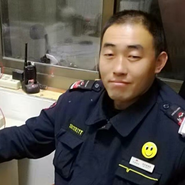 百合浅吻彼年的照片