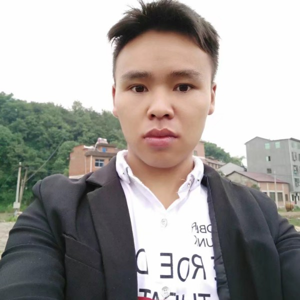 离歌闻紧张的照片