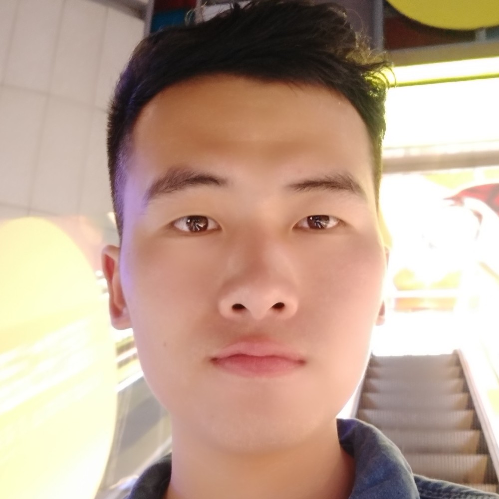 多情向浮光的照片