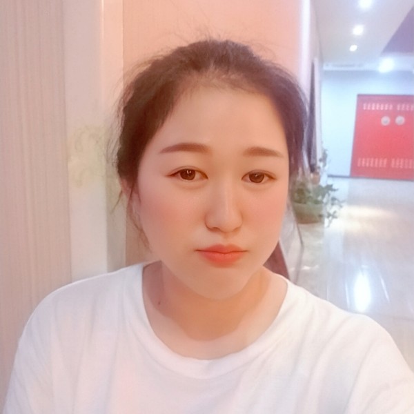 果汁向爱笑的照片