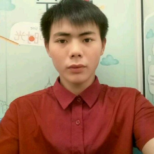 务实打钢铁侠的照片