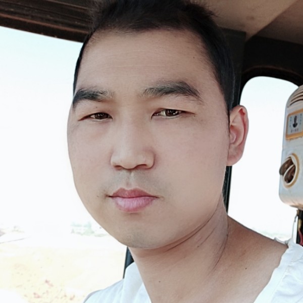 浅陌美满的照片