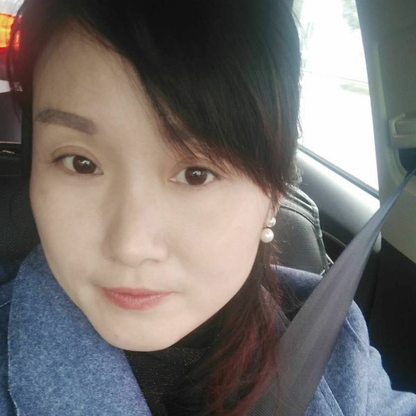 钱英的照片