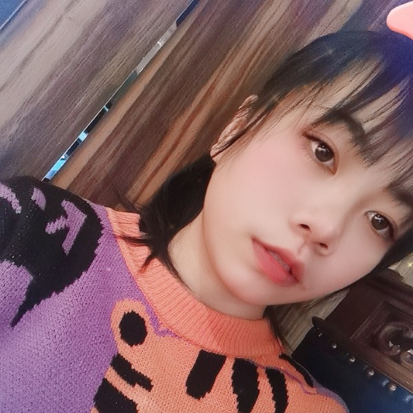 黑猫苦恋怕孤独的照片