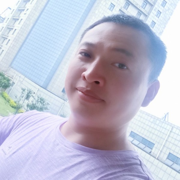 温暖踢晨阳的照片