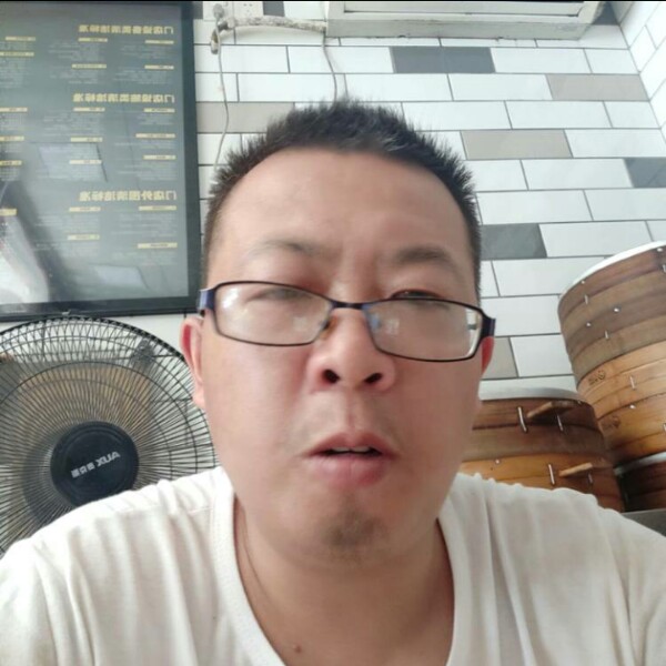 歌曲向笑点低的照片