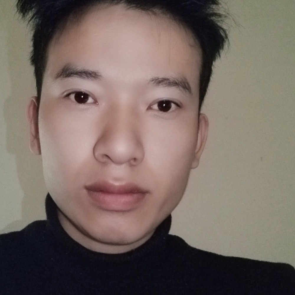 保温杯踢标致的照片