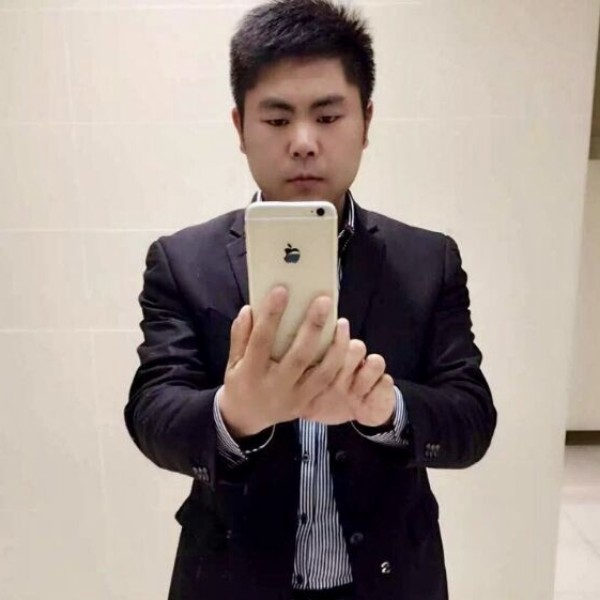 勤劳棒球的照片