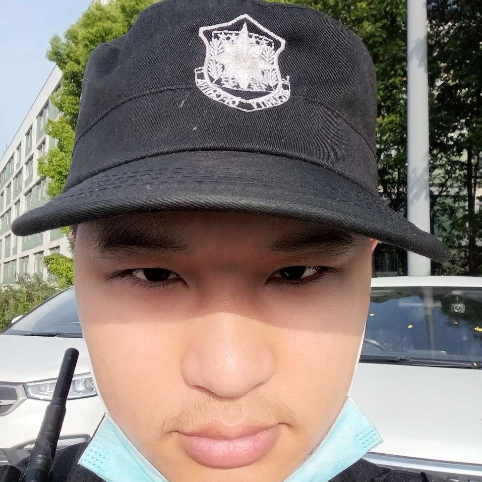 飘逸挽手钢笔的照片