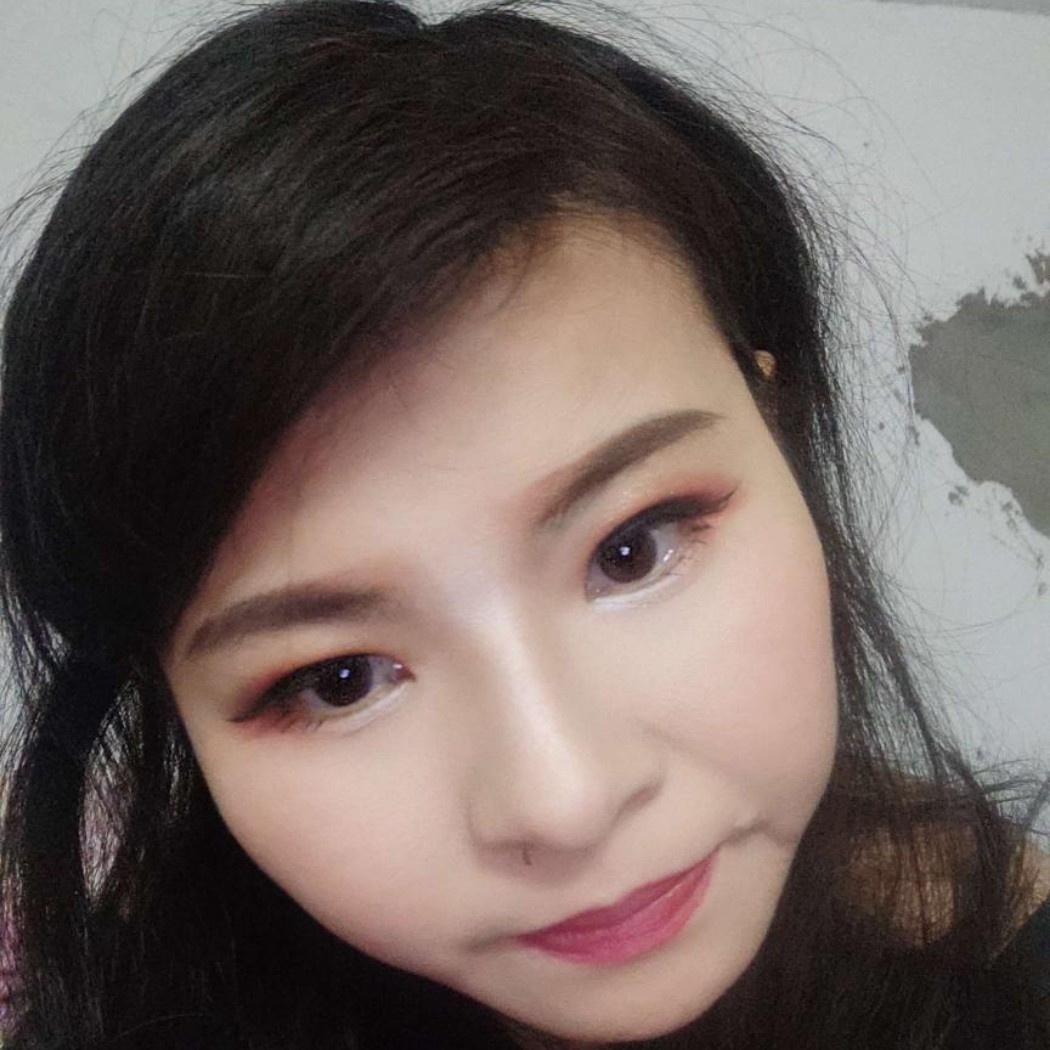 孤單爱书包的照片