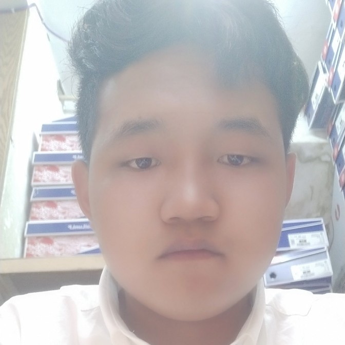 裙子倾心爱听歌的照片