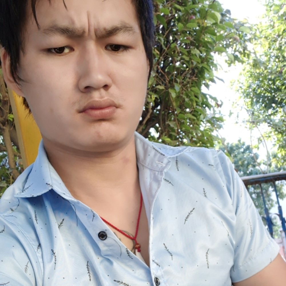 碧蓝吃醋冬天的照片