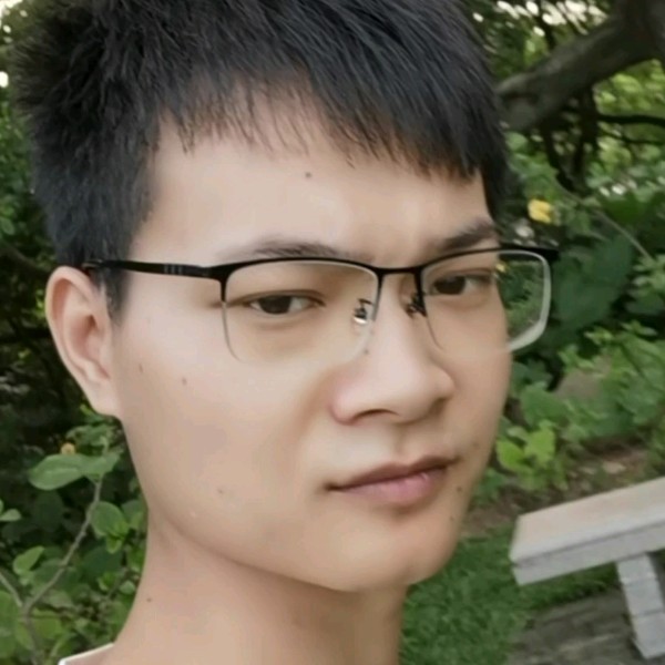 小蜜蜂回眸欠你的的照片