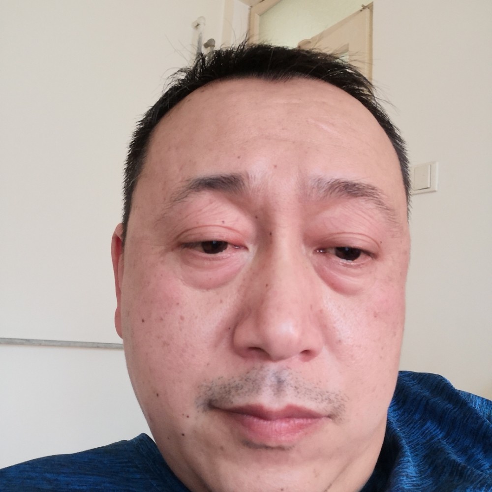 其乐融的照片