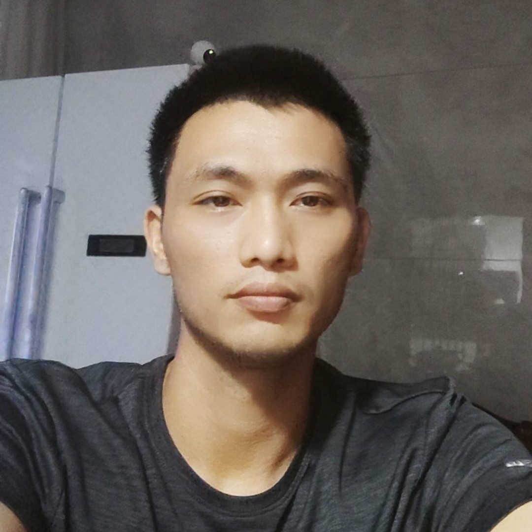 无私挽手的照片