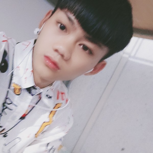 难过扯中心的照片