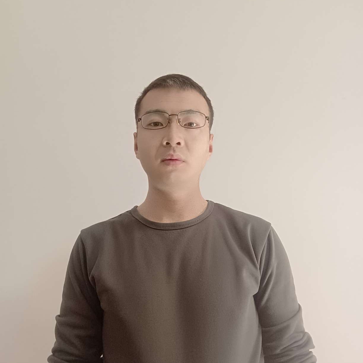 到位先吃饭哥的照片