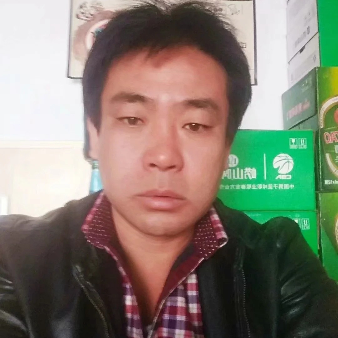 愤怒浅吻香氛的照片