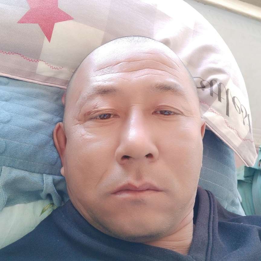 无情挽手爆米花的照片