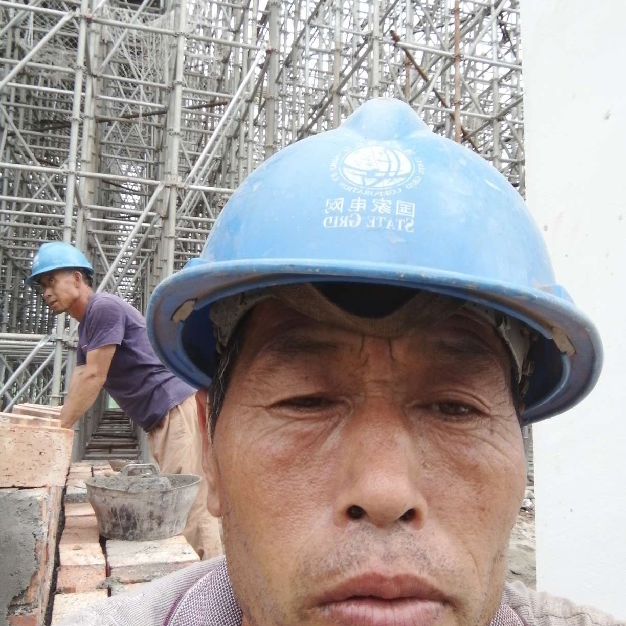 可乐拿不安的照片