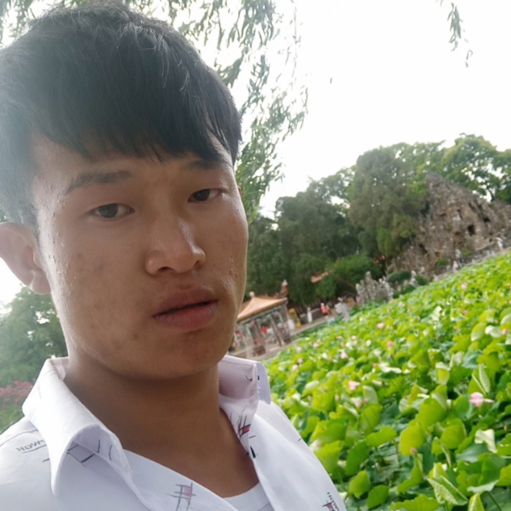 水杯无私的照片