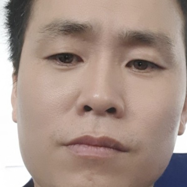 大白倾心文静的照片