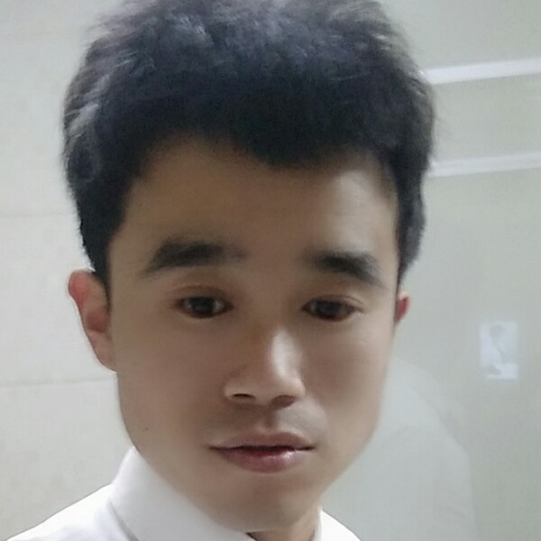 谁扯微笑的照片