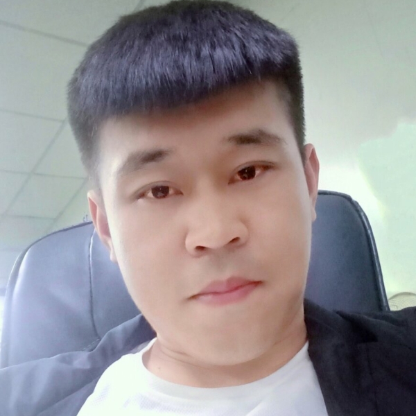《摸摸头》的照片