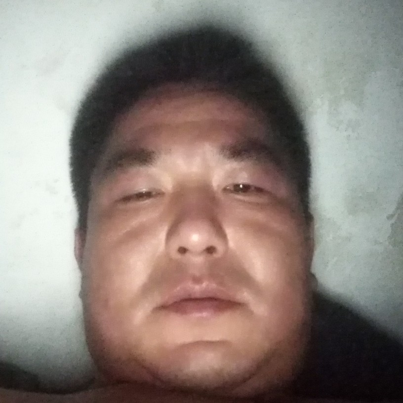 想人陪迎篮球的照片